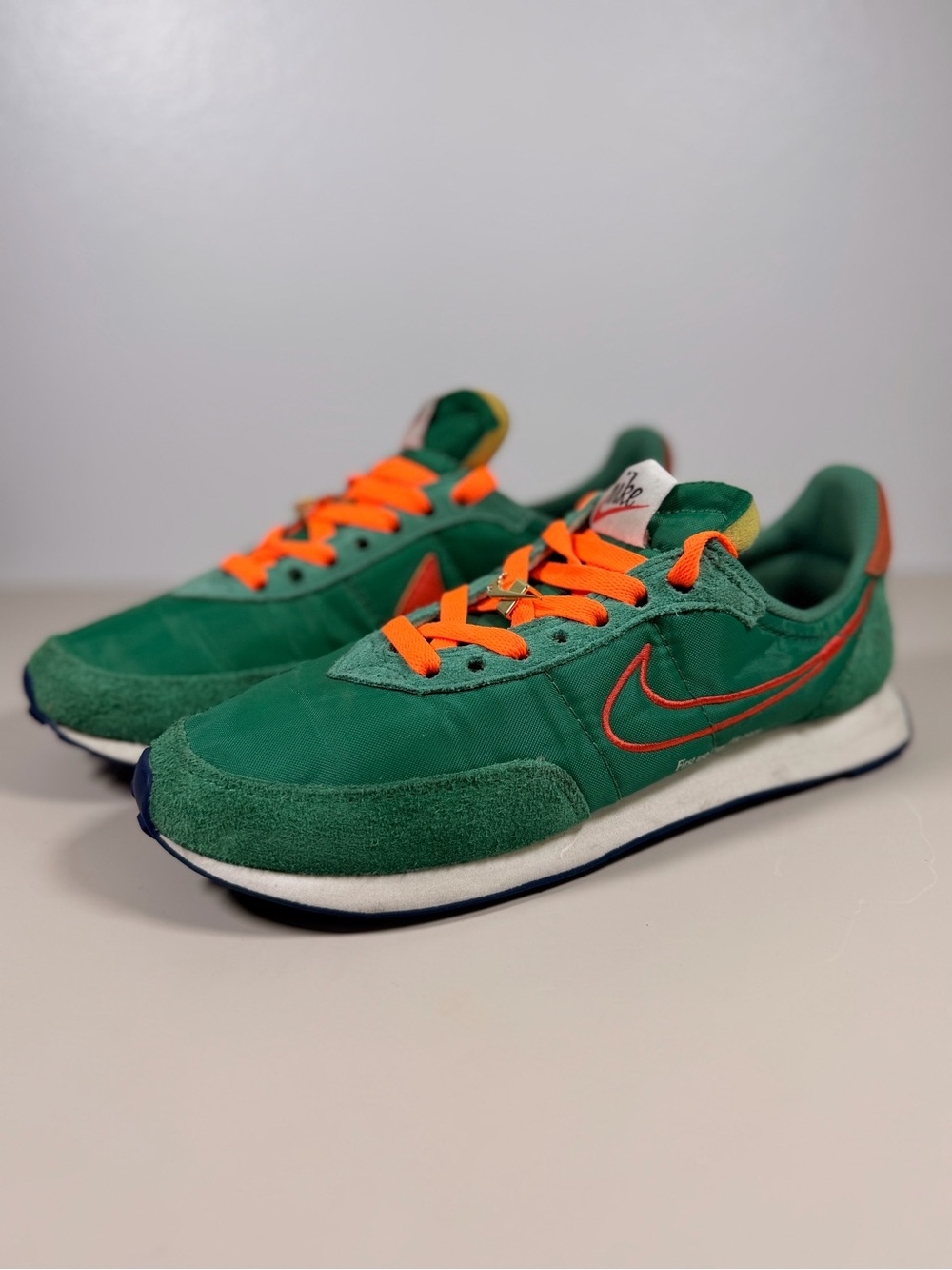 Nike Waffle Trainer 2 Green Sneakers with Orange Laces